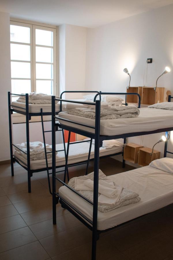 Abbey Hostel Genoa Exterior photo